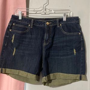 Jennifer Lopez Boyfriend Shorts